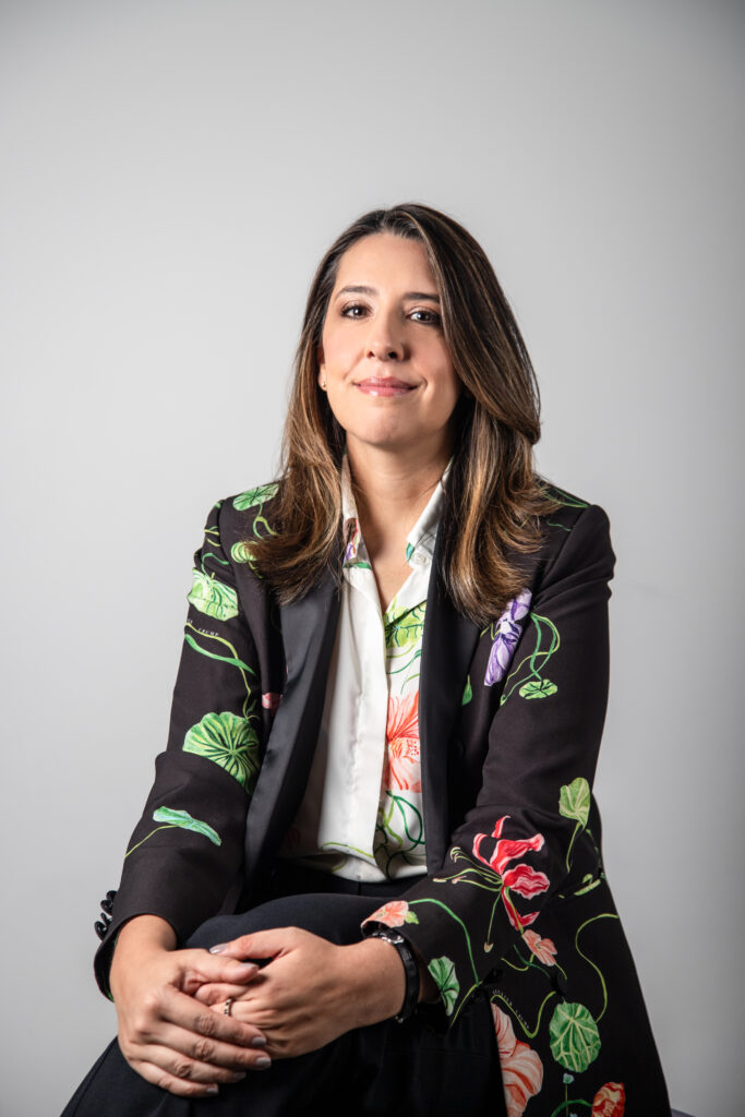 Luz Mercado